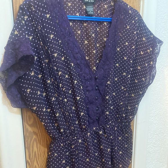 Sheer floral print short sleeve blouse - Picture 5 of 6